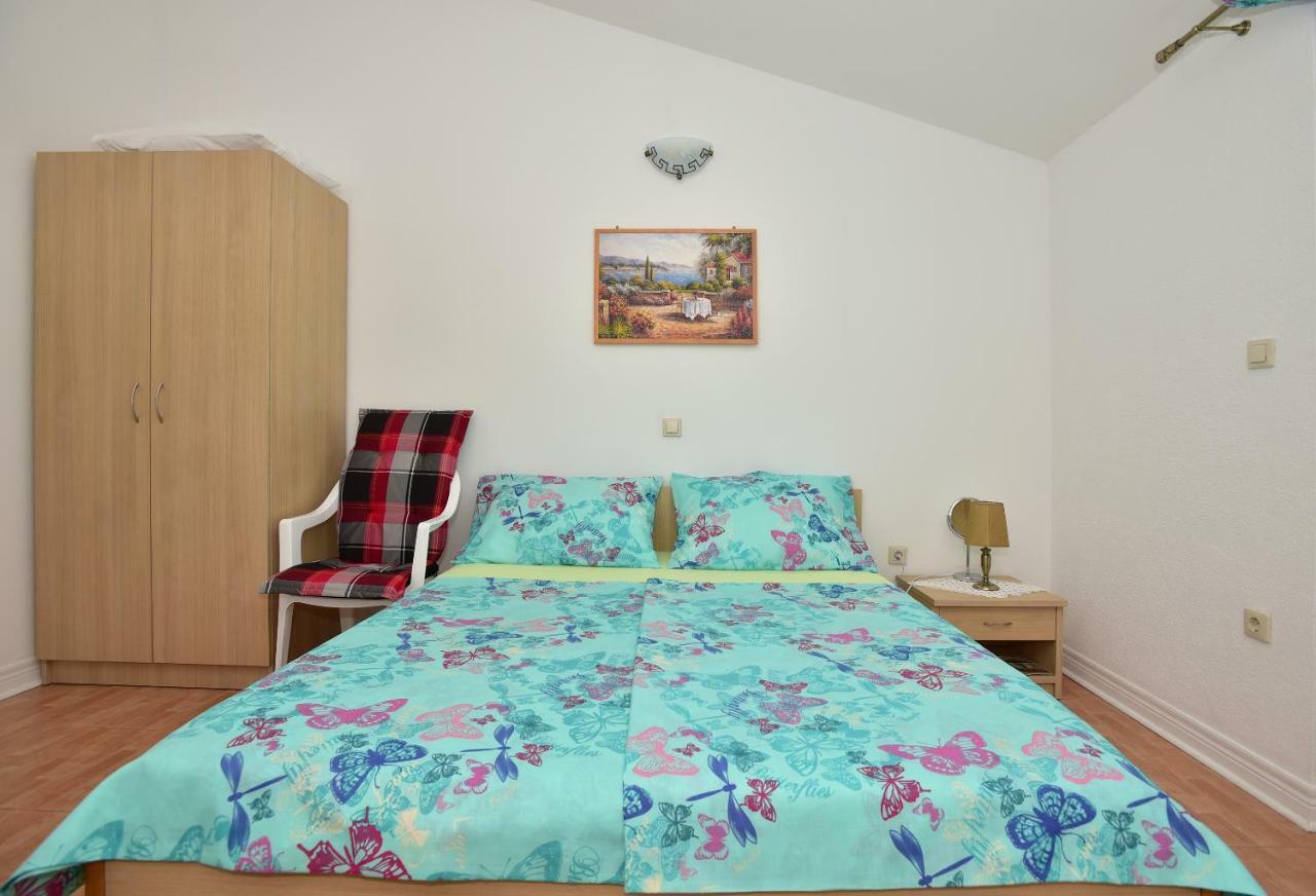 Studio Apartments Antonio Макарська Екстер'єр фото