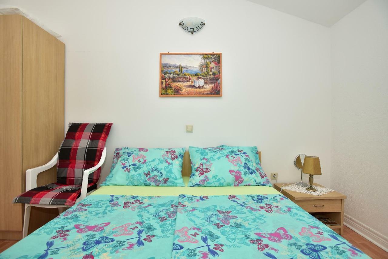 Studio Apartments Antonio Макарська Екстер'єр фото