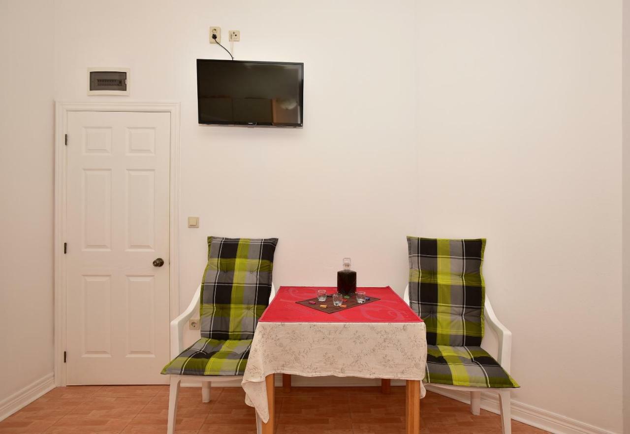 Studio Apartments Antonio Макарська Екстер'єр фото